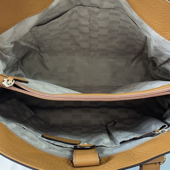 MICHAEL KORS Large MariGold Leather Satchel/Tote Bag - Picture 9 of 10